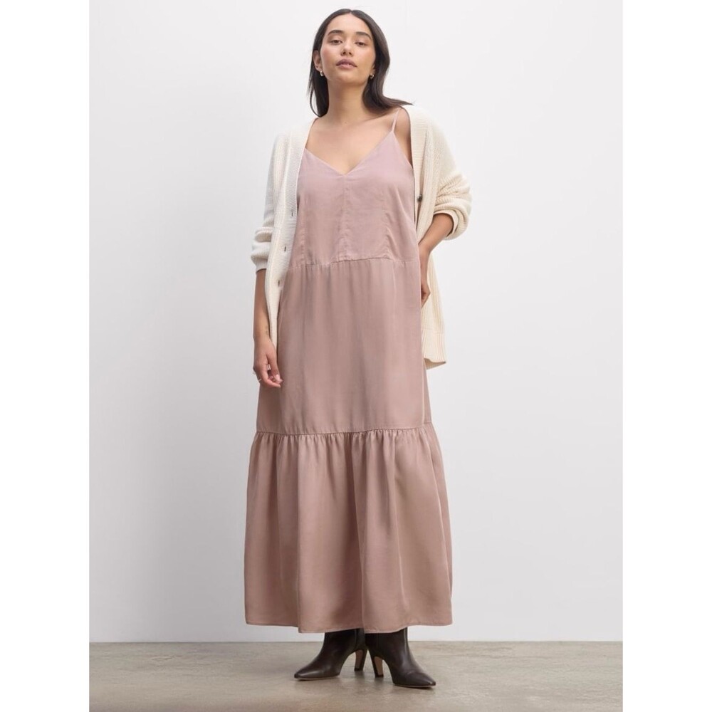 EVERLANE Long Weekend Tiered Maxi Dress Size 8 Fawn Light Pink Butterlite Boho